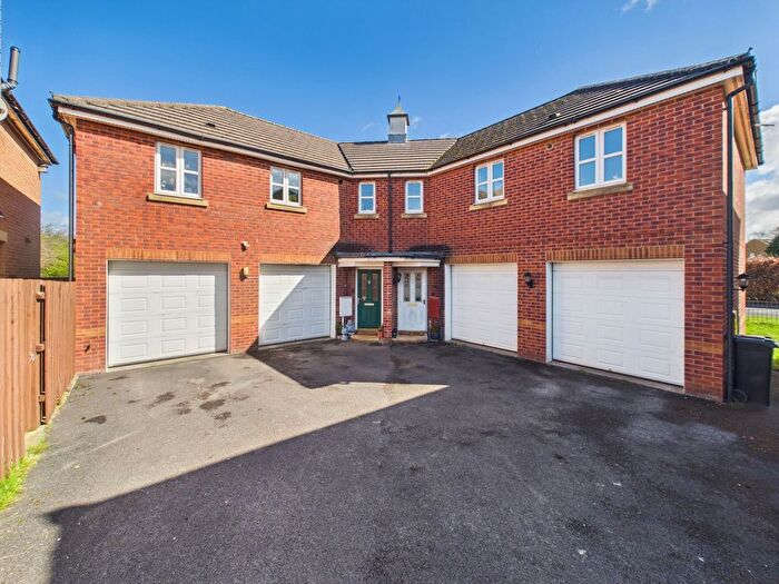 2 Bedroom Semi Detached House For Sale In Homestead Close, Frampton Cotterell, Bristol, BS36