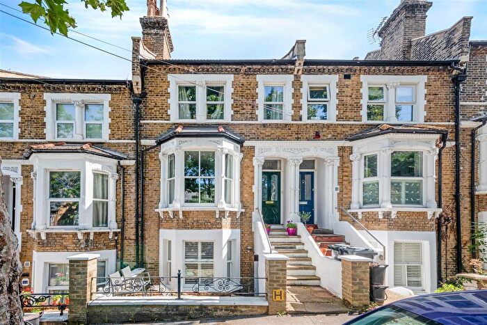 1 Bedroom Flat For Sale In Becondale Road, Crystal Place, London, SE19