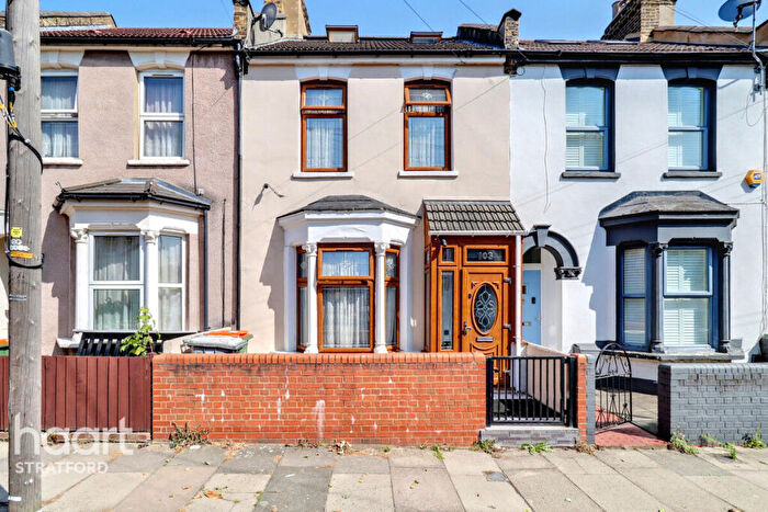 5 Bedroom Terraced House For Sale In Caistor Park Road, London, E15