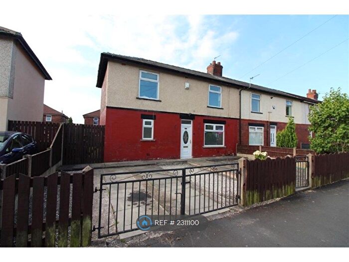 3 Bedroom Semi-Detached House To Rent In Heather Grove, Leigh, WN7