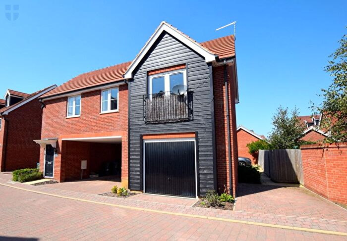 2 Bedroom Property For Sale In Keswick Street, Aylesbury, HP18