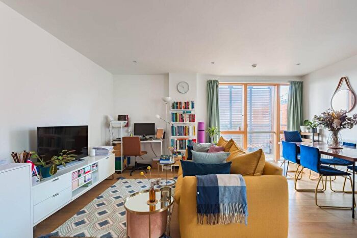 2 Bedroom Flat To Rent In Stanley Turner House, Barry Blandford Way, Bow, London, E3