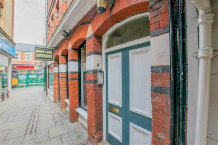 1 Bedroom Apartment To Rent In Honey Lane, Hertford, SG14