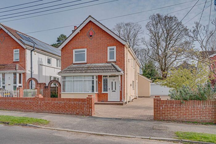 4 Bedroom Detached House For Sale In Mead Road, Chandler's Ford, SO53