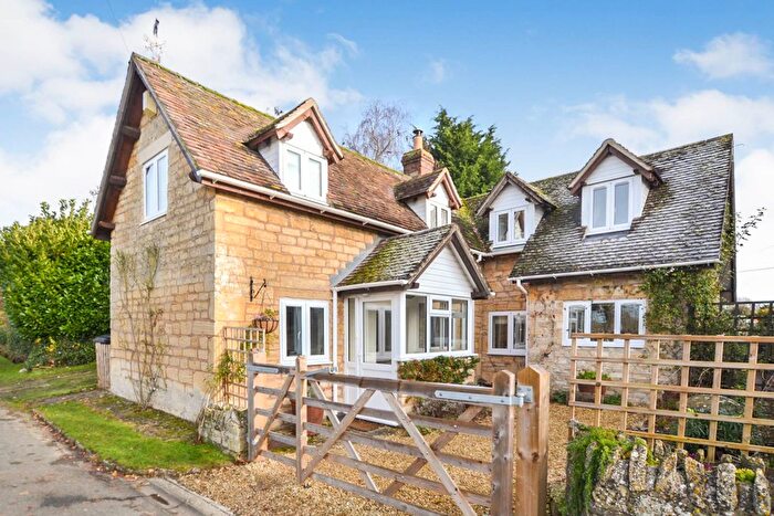 2 Bedroom Detached House For Sale In Kemerton, Tewkesbury Gloucestershire, GL20