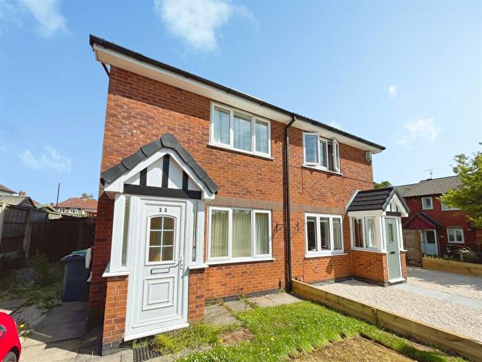 2 Bedroom Semi-Detached House For Sale In Dovedale Avenue, Sutton-In-Ashfield, NG17