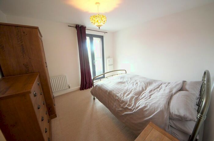 2 Bedroom Flat To Rent In Caledonian Road, Islington, N7