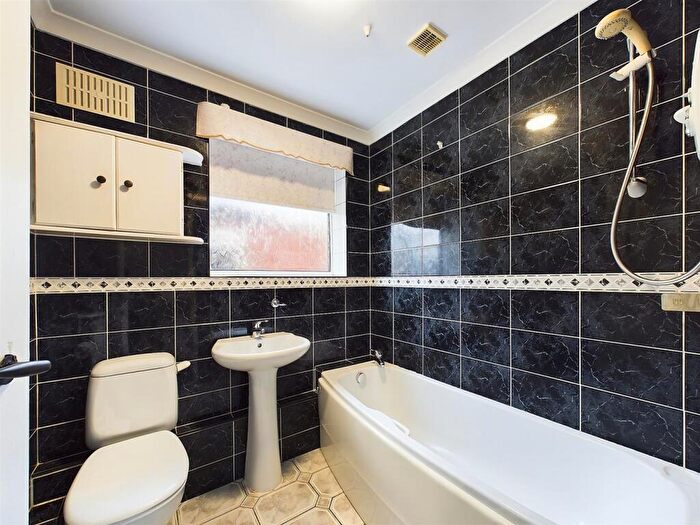 2 Bedroom Maisonette To Rent In Whitby Road, Ruislip, HA4