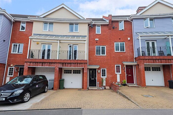 3 Bedroom Town House To Rent In Flowers Avenue, Ruislip, HA4
