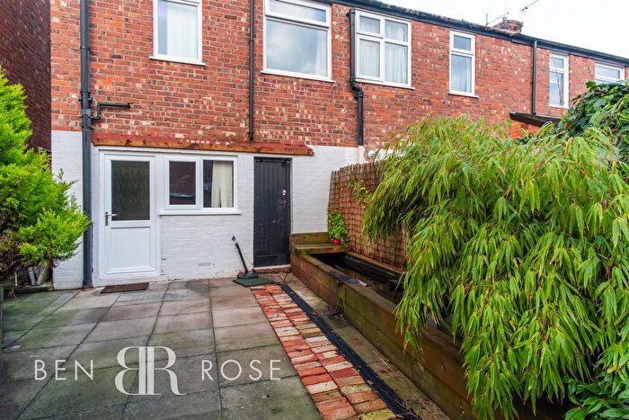 2 Bedroom End Of Terrace House For Sale In Cross Street, Leyland, PR25