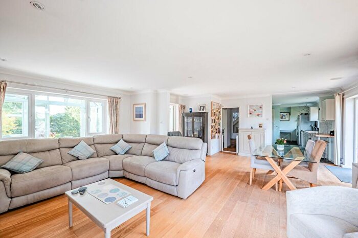 4 Bedroom Detached House For Sale In Stuckton, Fordingbridge, SP6