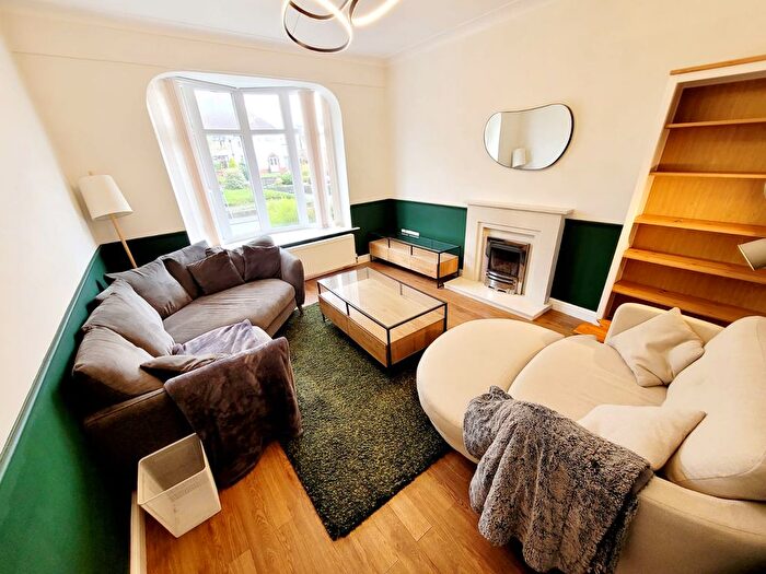 3 Bedroom Detached House To Rent In Manchester New Road, Manchester, M24