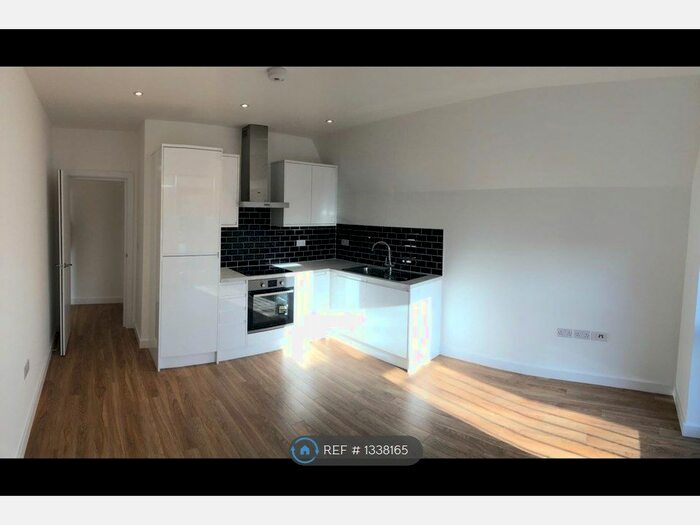 1 Bedroom Flat To Rent In Eltham High Street, London, SE9