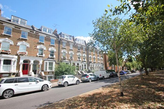 2 Bedroom Flat To Rent In Petherton Road, Highbury And Islington, N5