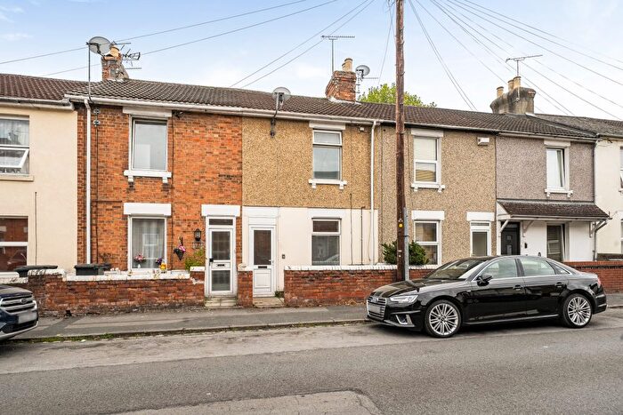 2 Bedroom Terraced House For Sale In Lorne Street, Swindon, SN1