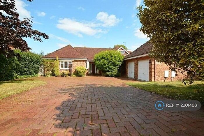 4 Bedroom Detached House To Rent In Brownswood Road, Beaconsfield, HP9