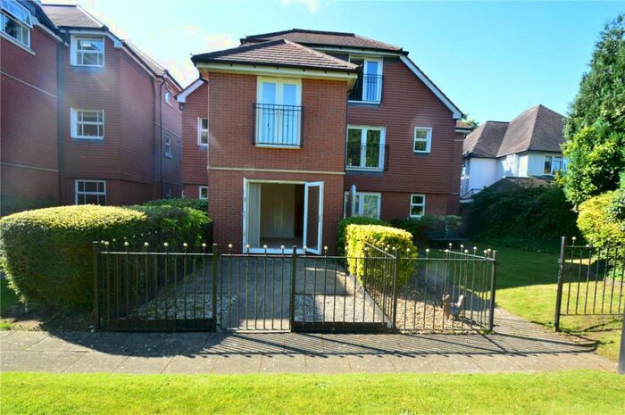 2 Bedroom Flat To Rent In Luttrell House, Birmingham Road, Sutton Coldfield, B72