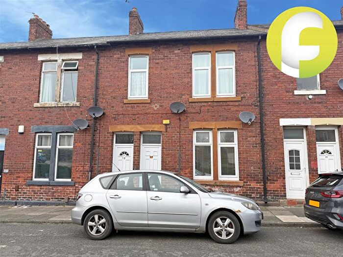 2 Bedroom Flat To Rent In Mindrum Terrace, North Shields, NE29