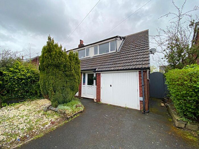 4 Bedroom Semi-Detached House For Sale In Hacking Drive, Longridge, Preston, PR3