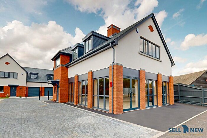 2 Bedroom Detached House For Sale In **Commercial Shop & Flat Freehold Investment Opportunity**Luton Road, SG5