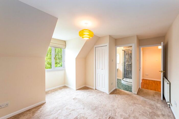 3 Bedroom Flat To Rent In Wellingtonia Court, Inverness, IV3