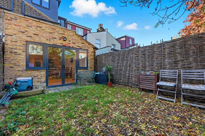 4 Bedroom Terraced House For Sale In Woodlands Road, London, E17