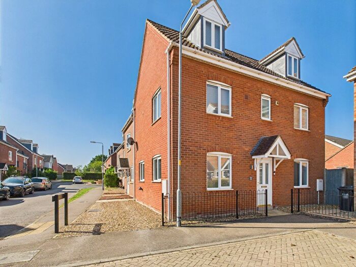 4 Bedroom Detached House For Sale In Rosemary Way, Downham Market, PE38