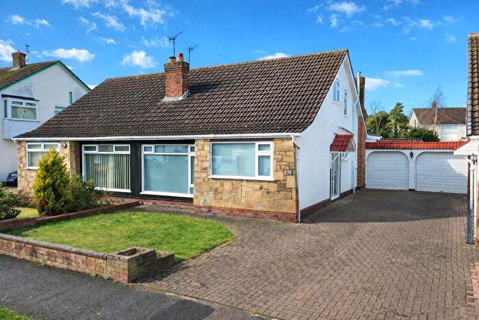 3 Bedroom Bungalow For Sale In Kentmere Drive, Pensby, Wirral, CH61