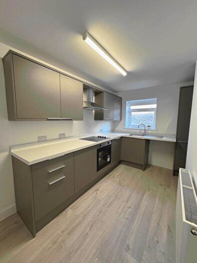 2 Bedroom Flat To Rent In Allerton Road, Liverpool, L18