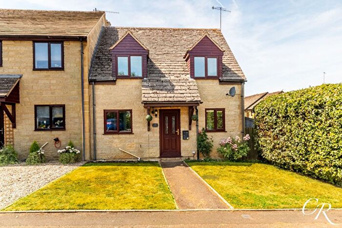 3 Bedroom End Terrace House For Sale In Brassington Gardens, Withington, GL54