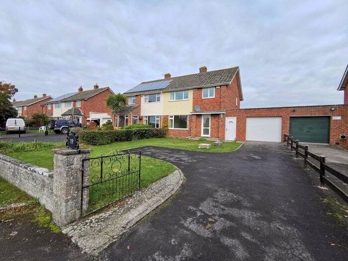 3 Bedroom Property To Rent In Monmouth Road, Westonzoyland Village, TA7