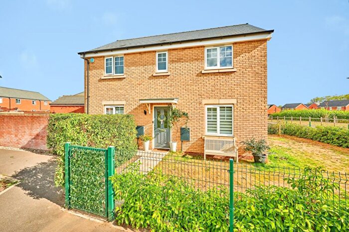 3 Bedroom Detached House For Sale In Orbell Avenue, Haverhill, CB9