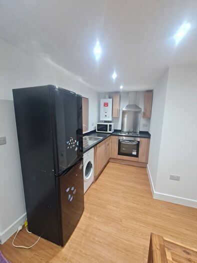 1 Bedroom Flat To Rent In Lansdowne Road, Seven Kings, Ilford, IG3
