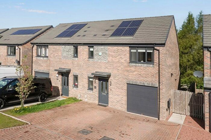 3 Bedroom Semi-Detached House For Sale In Goldeneye Drive, Liberton, Edinburgh, EH17