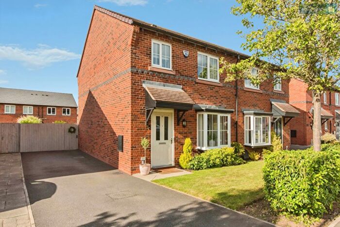 3 Bedroom Semi Detached House For Sale In John Jobson Road, Shavington, Crewe, Cheshire, CW2