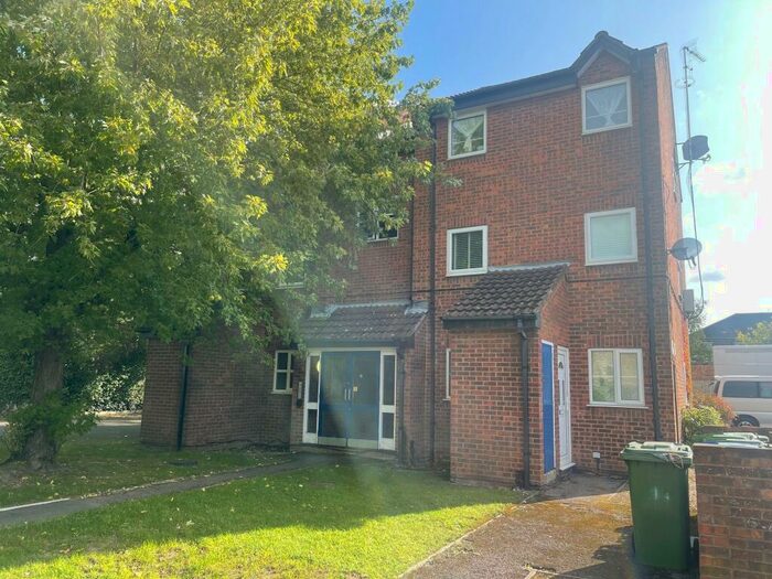 1 Bedroom Apartment To Rent In Richards Court, Southampton, SO15