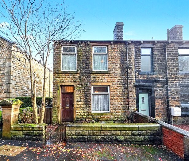 3 Bedroom End Of Terrace House For Sale In Summit, Littleborough, OL15