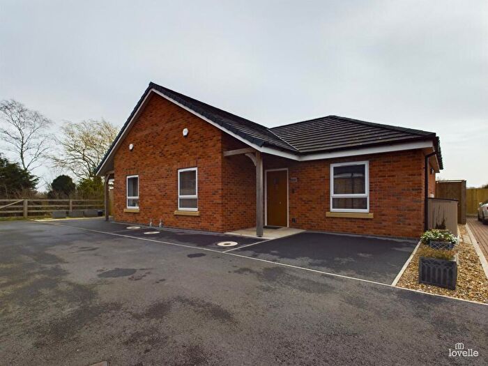 3 Bedroom Bungalow For Sale In Windsor Way, Barnetby Le Wold, DN38