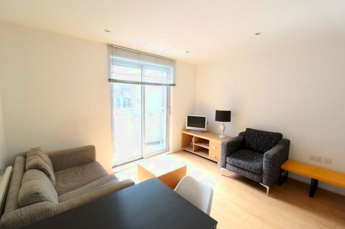 1 Bedroom Apartment To Rent In Quay One, Neptune Street, LS9