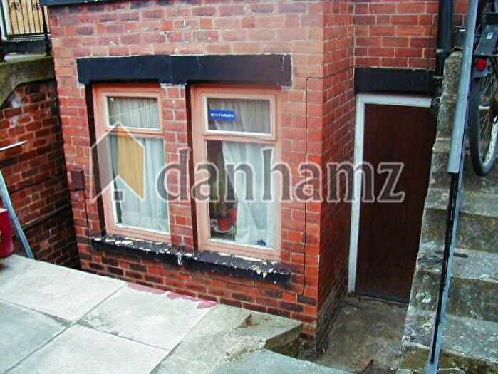 4 Bedroom Property To Rent In Brudenell Avenue, Hyde Park, Leeds, LS6