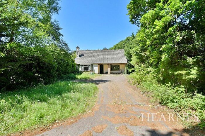 2 Bedroom Detached Bungalow For Sale In Verwood Road, Three Legged Cross, Wimborne, BH21