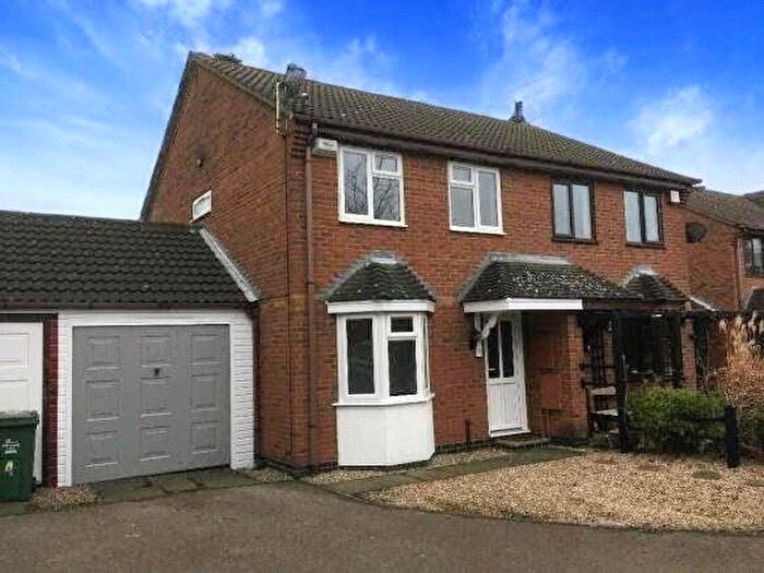 3 Bedroom Semi-Detached House For Sale In Martin Drive, Syston, Leicester, Leicestershire, LE7