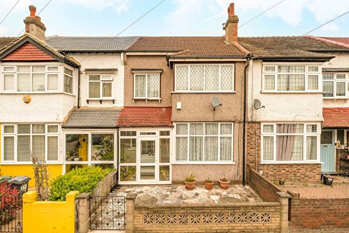 3 Bedroom Property For Sale In Woodmansterne Road, Streatham, SW16