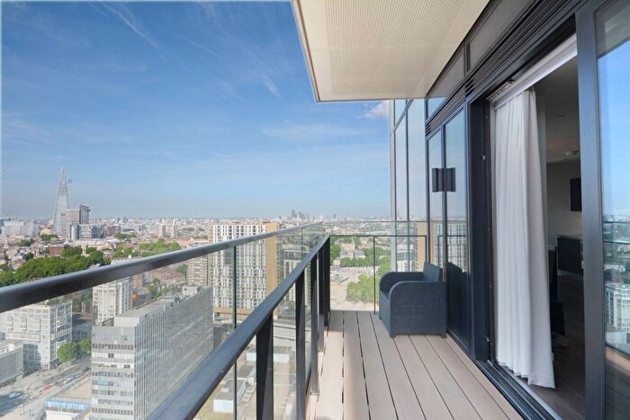 2 Bedroom Flat To Rent In St Gabriel Walk, Elephant And Castle, SE1