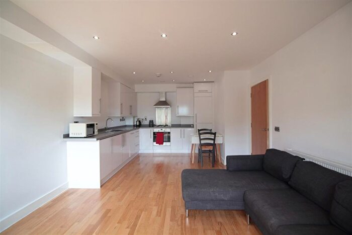 1 Bedroom Flat To Rent In Acre Lane, London, SW2