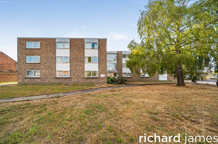 1 Bedroom Flat For Sale In Shakespeare Road, Royal Wootton Bassett, SN4