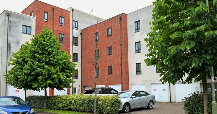 2 Bedroom Apartment To Rent In Sinclair Drive, Basingstoke, Hampshire, RG21