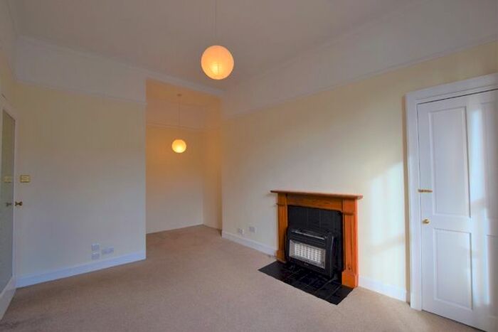 1 Bedroom Flat To Rent In Bryson Rd, Fountainbridge, Edinburgh, EH11