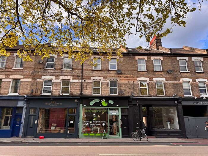 1 Bedroom Flat To Rent In Battersea Park Road, Battersea, SW11