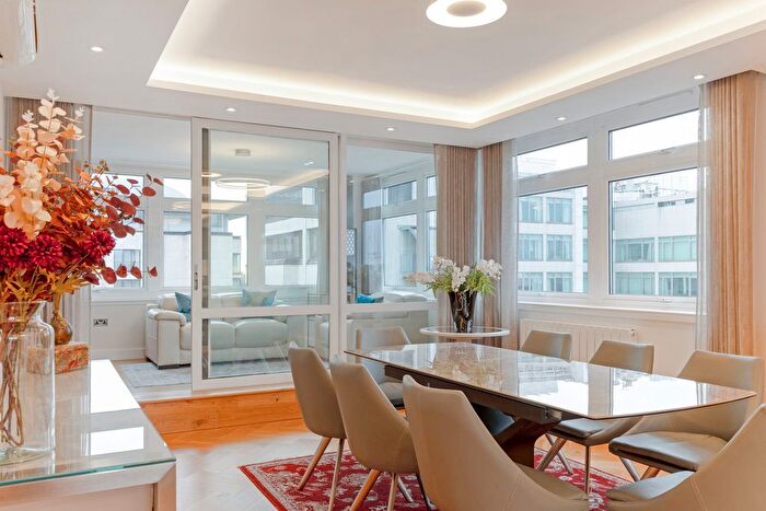 3 Bedroom Flat To Rent In Brick Street, London, W1J